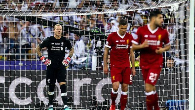 Liverpool goalkeeper Loris Karius