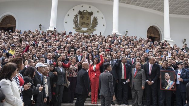 Miembros de la Constituyente