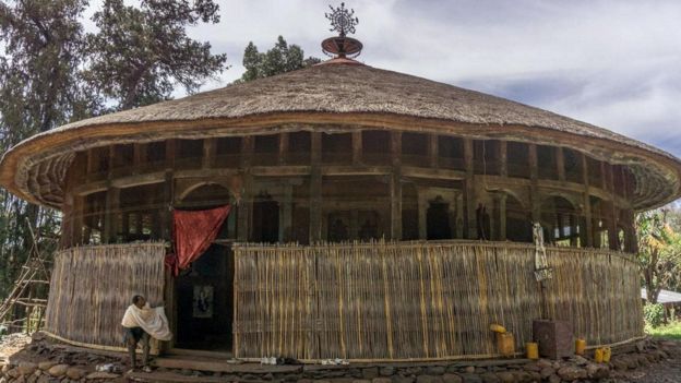 Igreja no centro de floresta sagrada na Etiópia