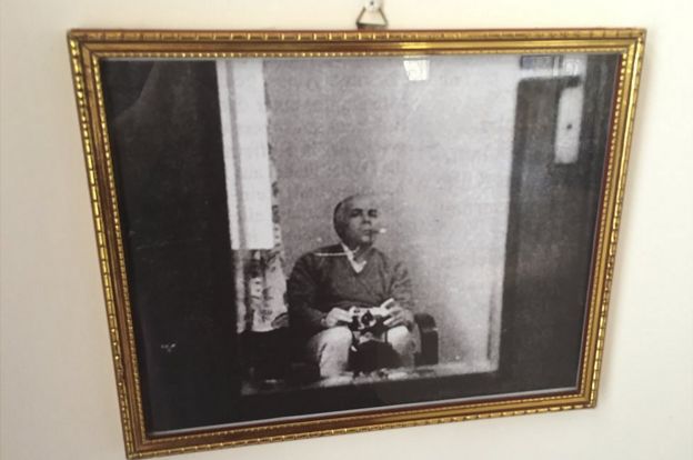 Retrato de Che Guevara calvo tirado por ele mesmo (Foto: Luis Velasco/BBC Mundo)