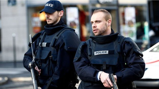 பிரான்ஸ் போலிஸார்