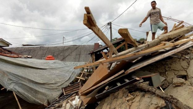 Gempa hari ini: 'Kepanikan' di Jakarta, peringatan tsunami ...