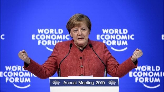 "Ми повинні бути економічно сильними, аби заявити про себе", - заявила канцлер Німеччини Ангела Меркель