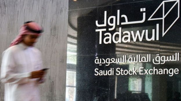 La bolsa de valores saudita también sufrió por la guerra de precios del crudo.