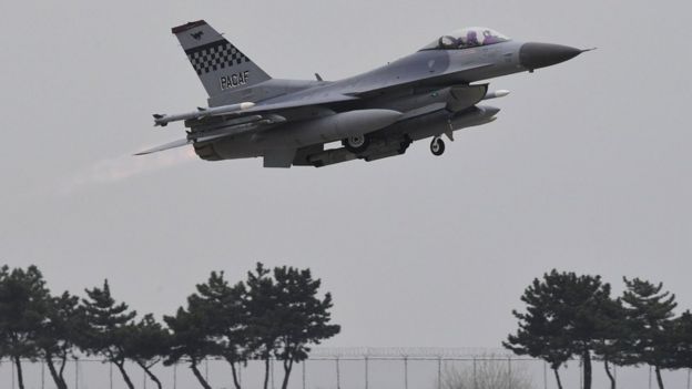 Güney Kore'ye ait F-15 uçağı