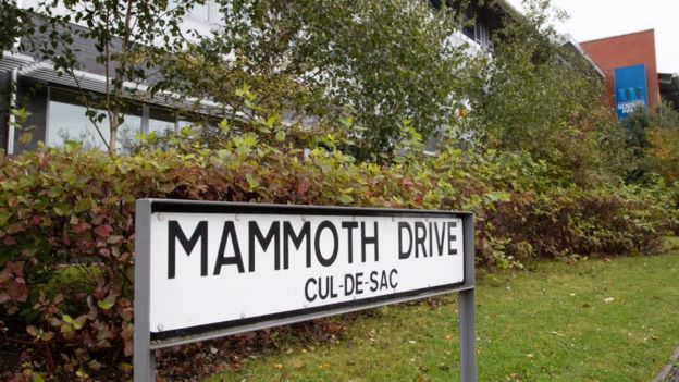 A street sign showing the name Mammoth Drive