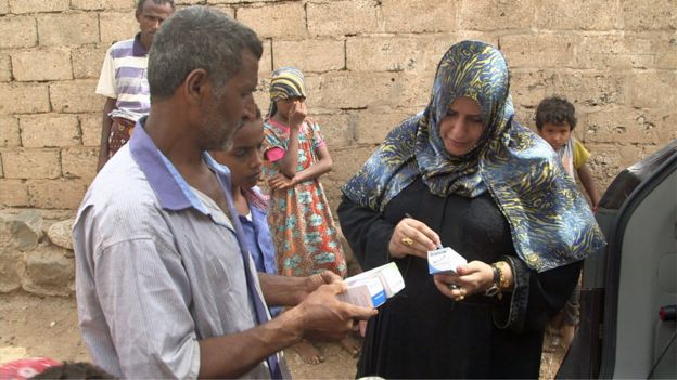 Ashwaq prescribes medicine