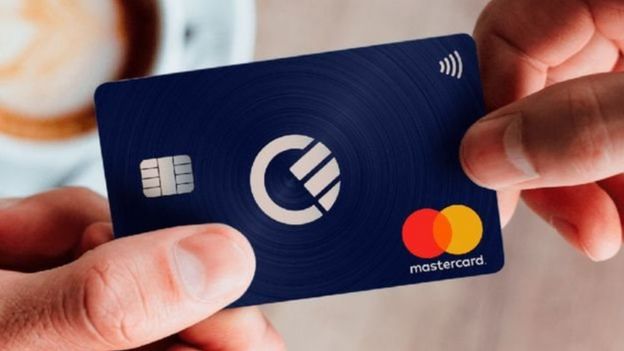 تتيح كيرف للمستخدمين الاستغناء عن البطاقات المصرفية واستخدام بطاقة واحدة فقط