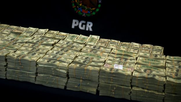 Dólares del narcotráfico.