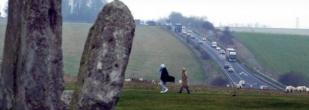 Traffic on the A303 near Stonehenge