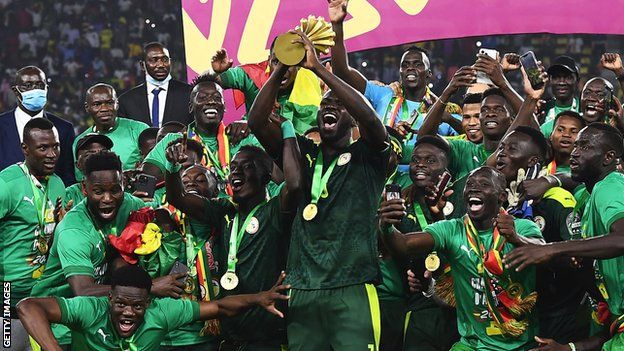 Senegal celebrate winning the 2021 Africa Cup of Nations