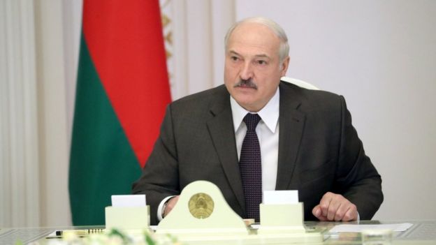 Devlet Başkanı Aleksandr Lukaşenko 26 yıldır ülkeyi demir yumrukla yönetiyor