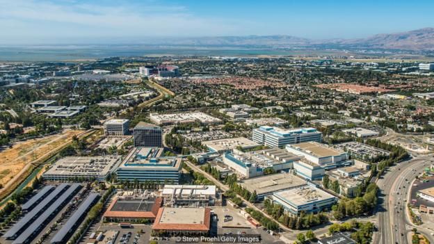 Nhiều công ty khởi nghiệp thành công của Mỹ trong công nghệ được đặt tại Thung Lũng Silicon, California.