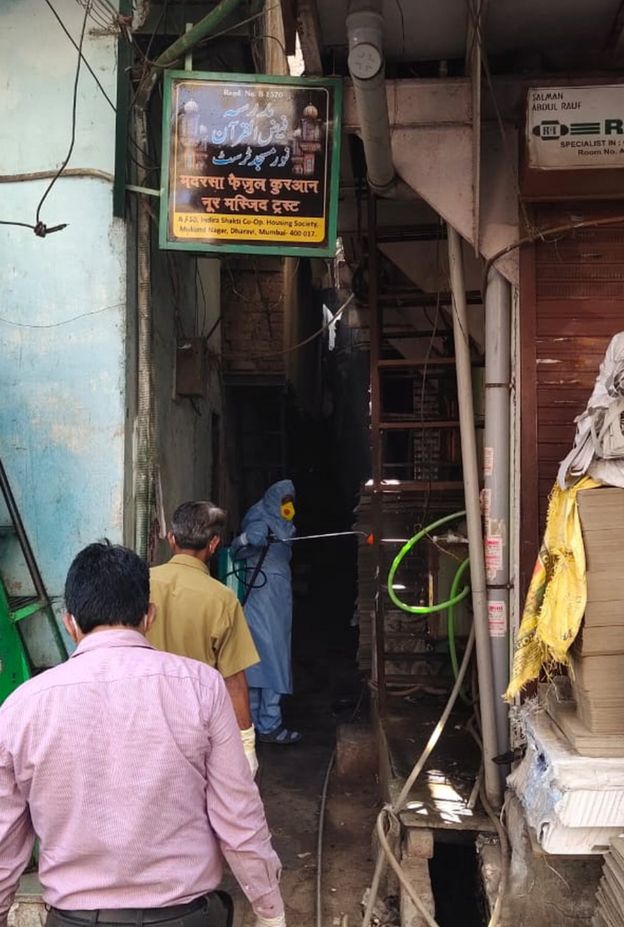 আক্রান্ত ব্যক্তি এই ভবনে থাকতেন।