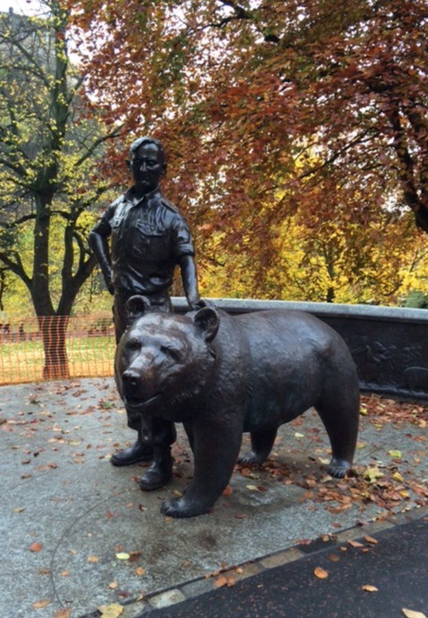 'Soldier bear' statue unveiled in Edinburgh's Princes Street Gardens