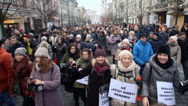 Демонстрация в поддержку учителей