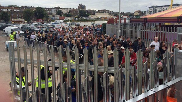 Queues outside Dreamland in Margate