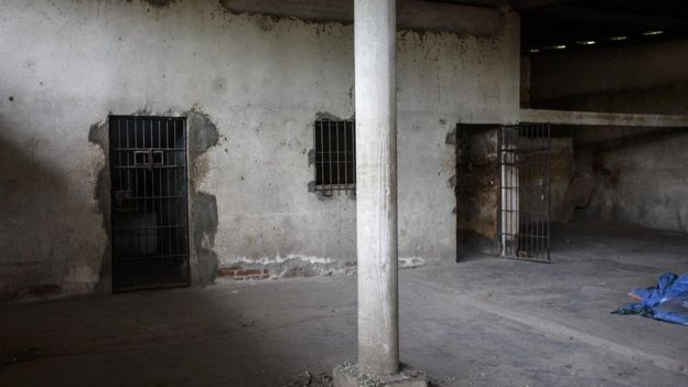 Calabozos vacíos en la estación de policía de La Trinidad.