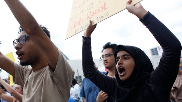 Protestas contra Spencer