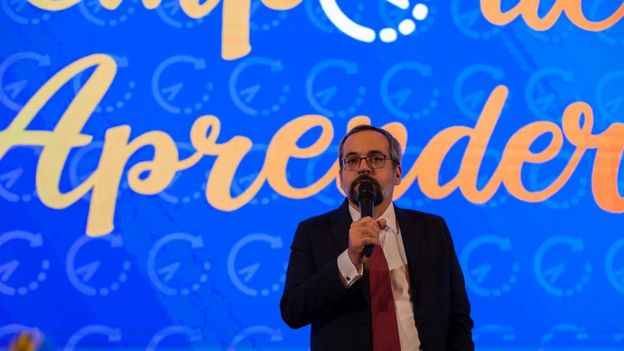 Abraham Weintraub no lançamento do projeto Tempo de Aprender