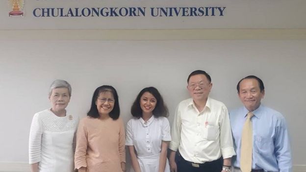 Xuân Quỳnh được học bổng thạc sĩ tại trường Chulalongkorn Thái Lan và hiện là nghiên cứu sinh tiến sĩ