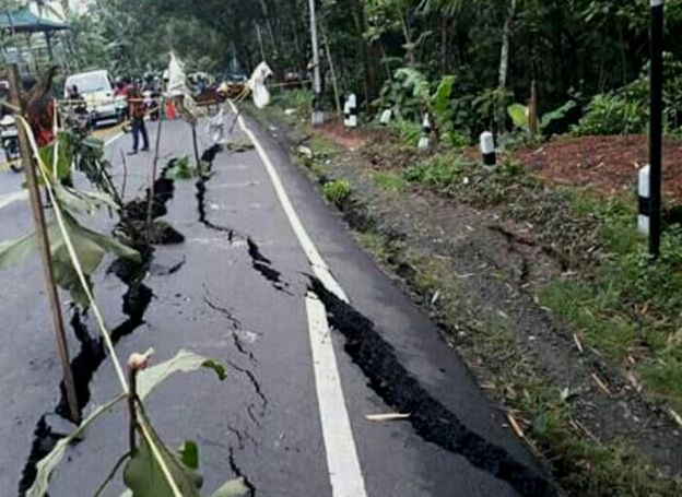 95+ Gambar Lucu Efek Gempa Paling Bagus 95+ Gambar Lucu Efek Gempa Paling Bagus