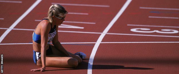Suzy Hamilton at the 2001 IAAF World Championships in Alberta, Canada