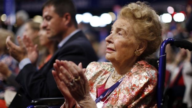 Phyllis Schlafly en la Convención Nacional Republicana en Cleveland, el 19 de julio de 2016.