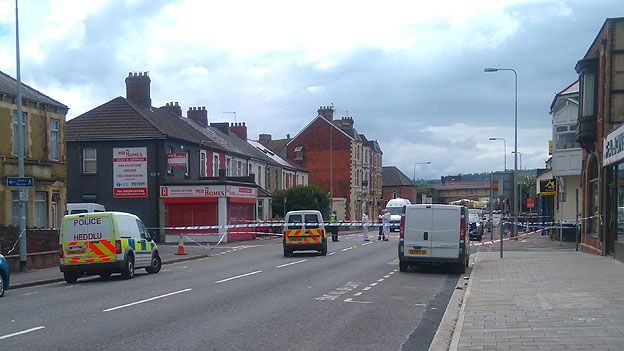 Police were called to North Street, Grangetown in the early hours of Saturday