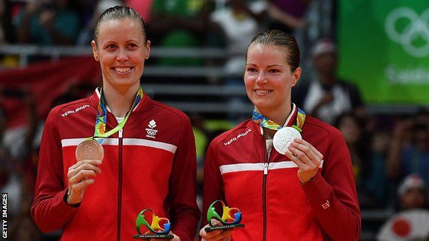 Kamilla Rytter Juhl and Christinna Pedersen with their Olympic silver medals