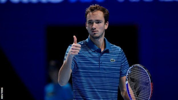Atp Finals Rafael Nadal Fightback Boosts Hopes As Stefanos Tsitsipas Reaches Semis Bbc Sport
