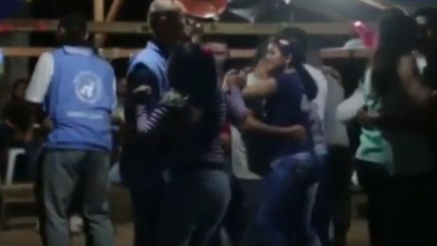 Video del baile entre observadores de la ONU y miembros de la FARC