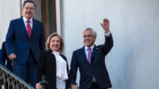 El presidente de Chile, Sebastián Piñera, celebró la decisión tomada por la CIJ y lo calificó de "histórico triunfo".