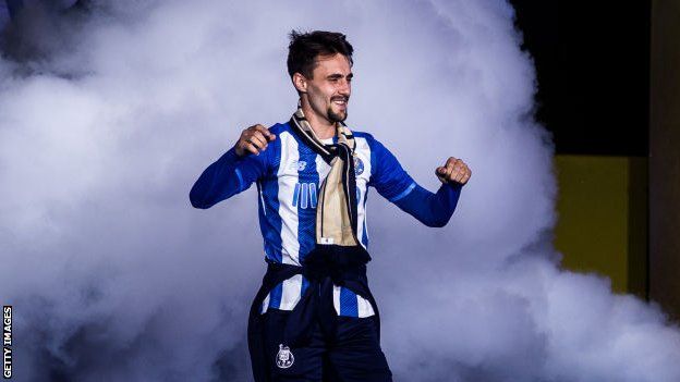Fabio Vieira celebrates winning the Portuguese league title with Porto