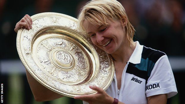 Jana Novotna with the 1998 Wimbledon trophywon