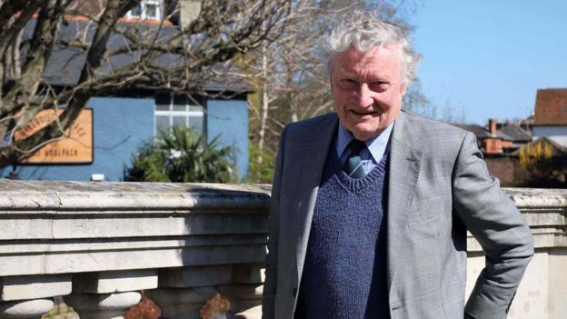 East Herts councillor retires after '105 years' of public service - BBC ...