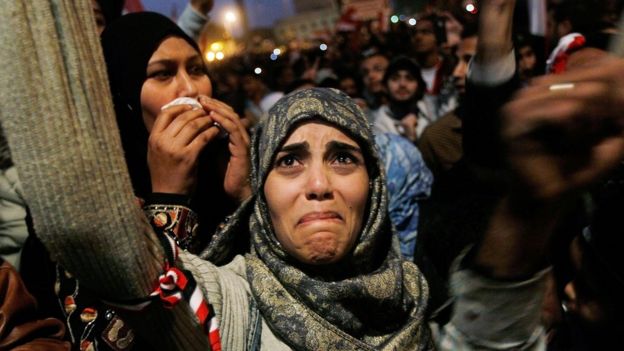 Mübarek rejiminin devrilmesinin ardından Tahrir Meydanı'nda sevinç gösterileri düzenlendi