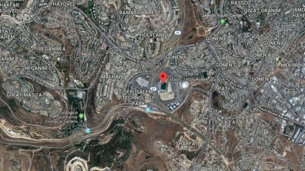El Estadio Teddy Kollek se encuentra en el suroeste de Jerusalén, en el antiguo barrio Malha.