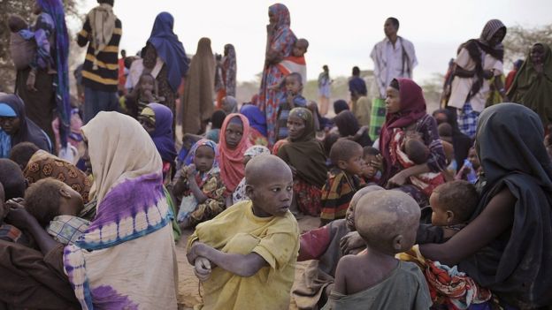 Somalia food crisis: Has al-Shabab adopted new approach to food aid ...