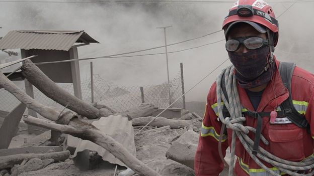 Rescatista en Guatemala