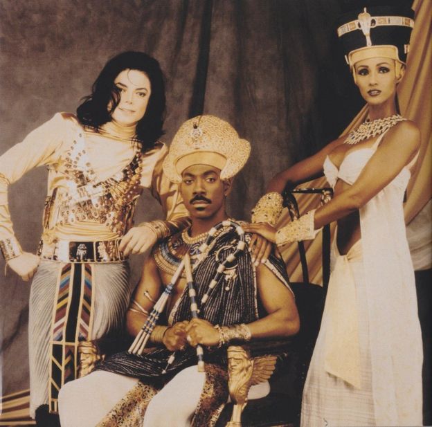 Iimaan waxay ka soo muuqatay muuqaalka heesta Remember the time ee uu qaaday Michael Jackson