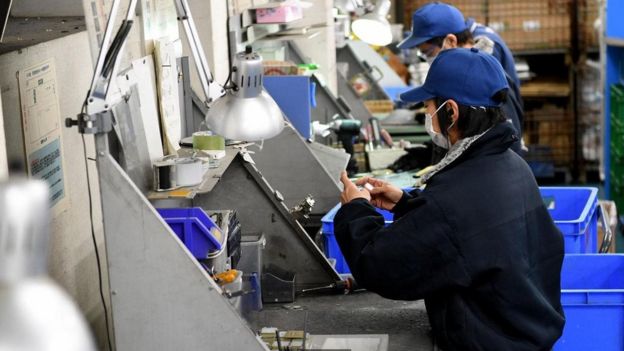 يمكن استخلاص غرام ذهب من كل 35 إلى 40 هاتفا محمولا