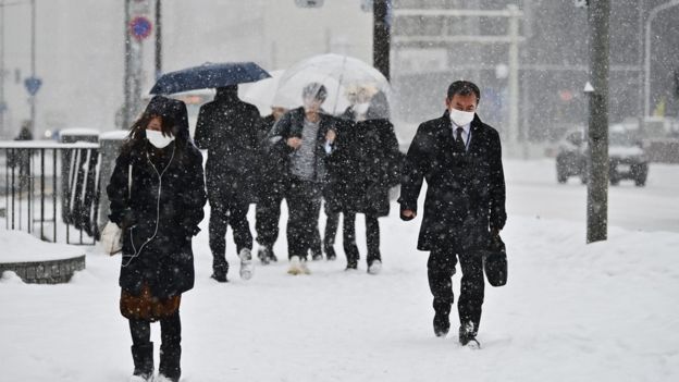 La isla japonesa tuvo que reinstalar la cuarentena menos de un mes después del levantamiento de las restricciones.