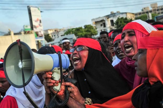 Watu waliandamana mogadishu kulaani shambulizi hilo