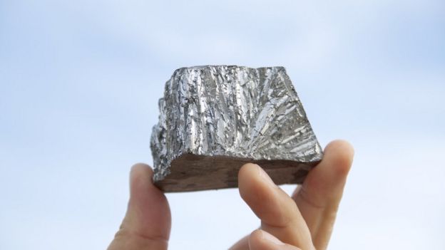 El zinc es un mineral maleable, dÃºctil y de color gris. Foto: Getty Images