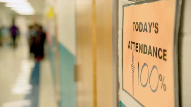 Asistencia del 100% en una escuela