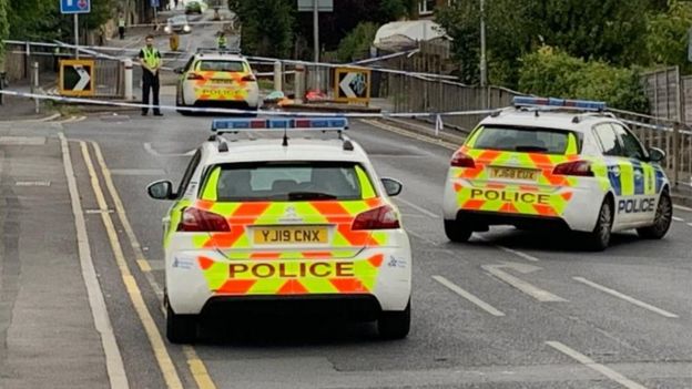 Huddersfield school attack: Boy, 15, critically injured - BBC News