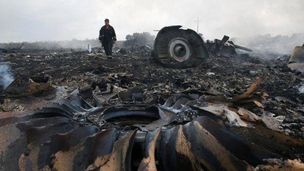 MH17 Crash: Big Buk Missile Part Found In Ukraine - BBC News