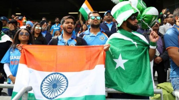 எட்ஜ்பாஸ்டனில் இந்திய வீரர்கள் 'சரவெடி': பாகிஸ்தானுக்கு 320 வெற்றி இலக்கு