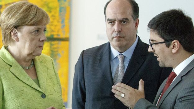 Angela Merkel, Julio Borges y Freddy Guevara.